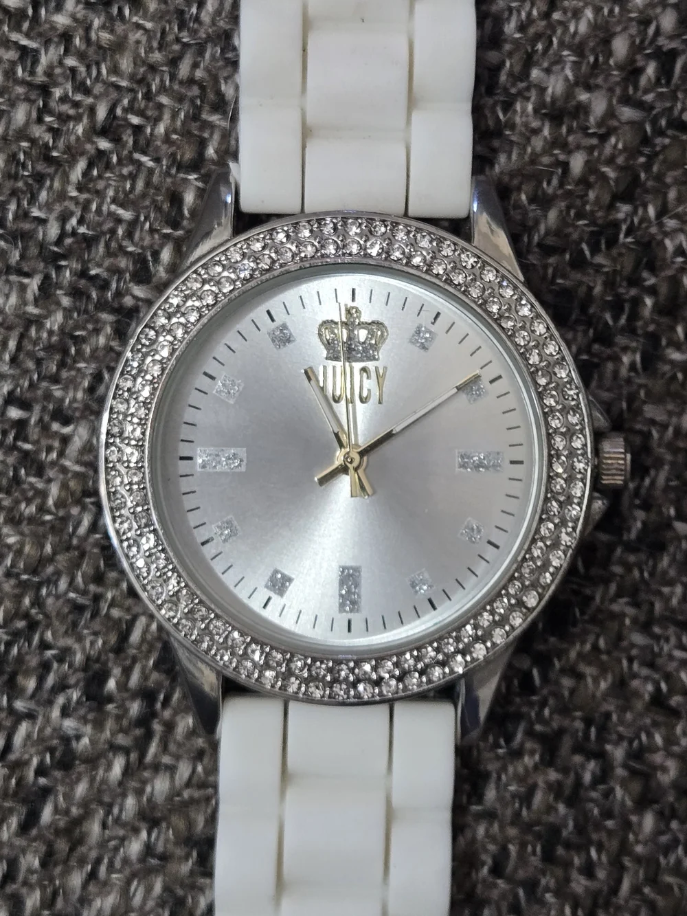 Juicy Couture White and Silver Crystal Bezel Watch It Works